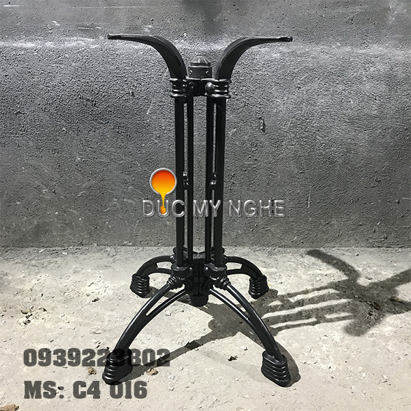 Bàn cafe 4 chân gang đúc C4 016